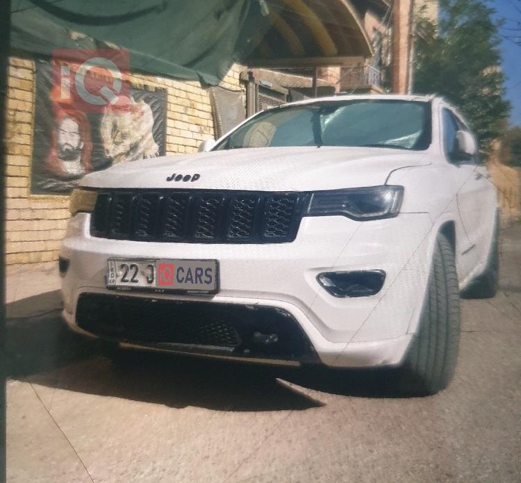 جيب جراند شيروكي